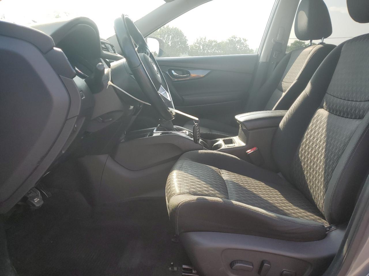 2018 Nissan Rogue S - Image 7