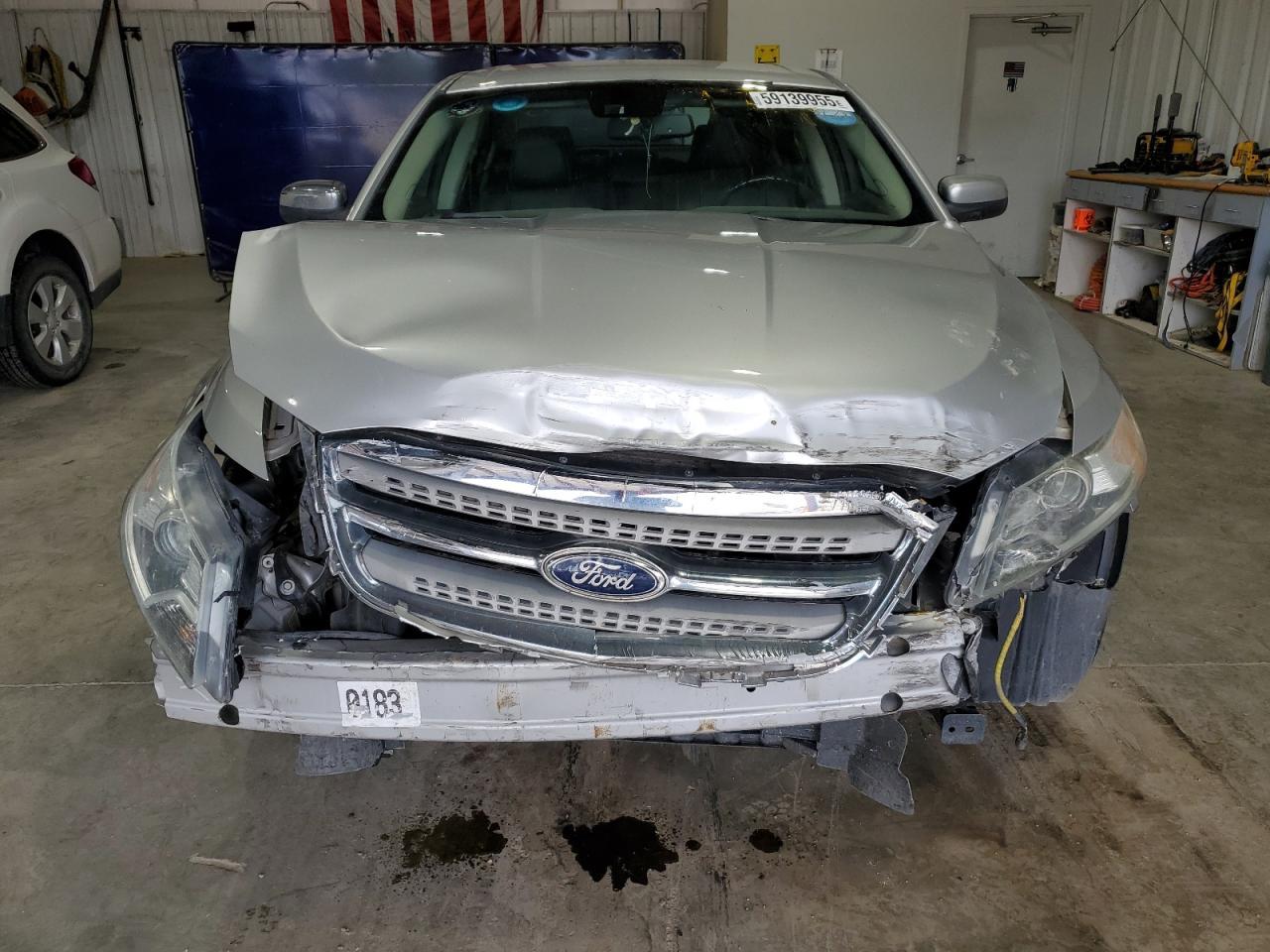 2011 Ford Taurus Limited - Image 5