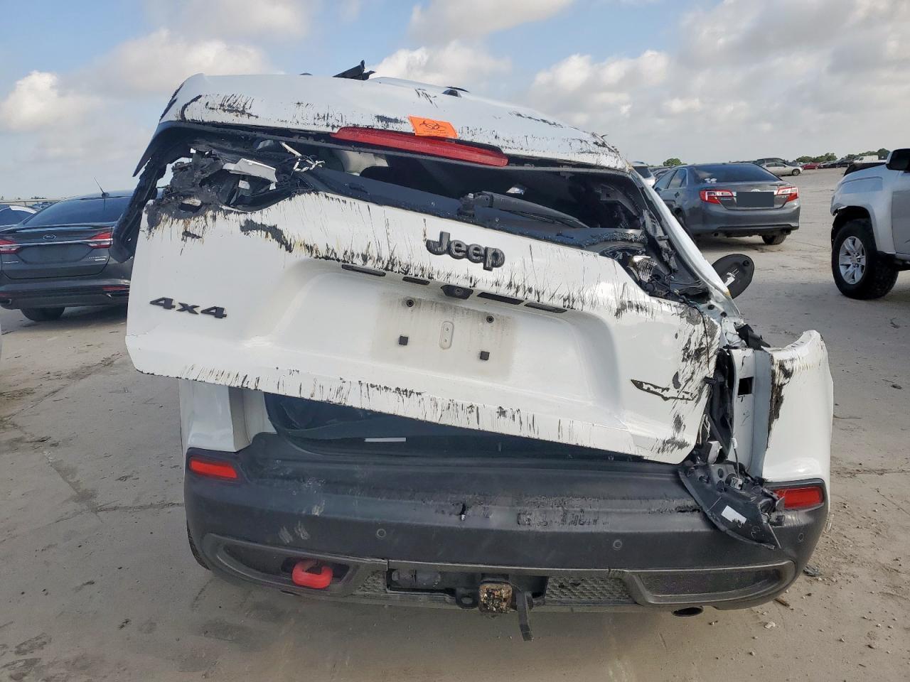 2019 Jeep Cherokee Trailhawk - Фото 6