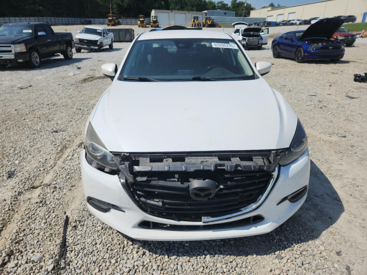 2018 Mazda 3 Touring - Image 5