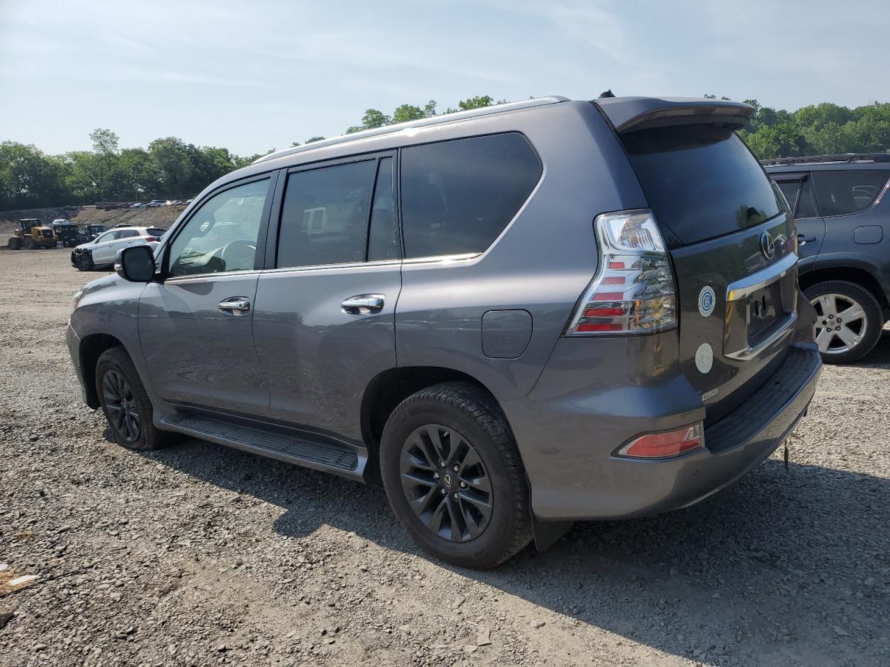 2022 Lexus Gx 460 - Image 2