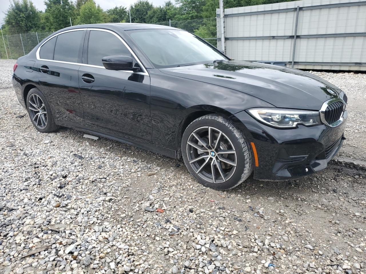 2020 BMW 330I - Image 4