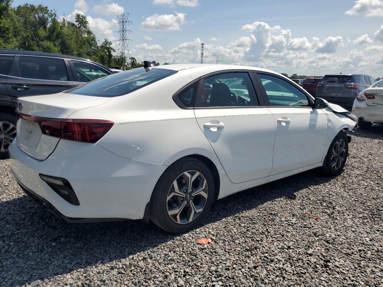 2020 Kia Forte Fe - Фото 3