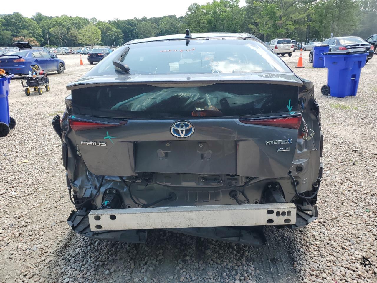 2022 Toyota Prius Night Shade - Image 6