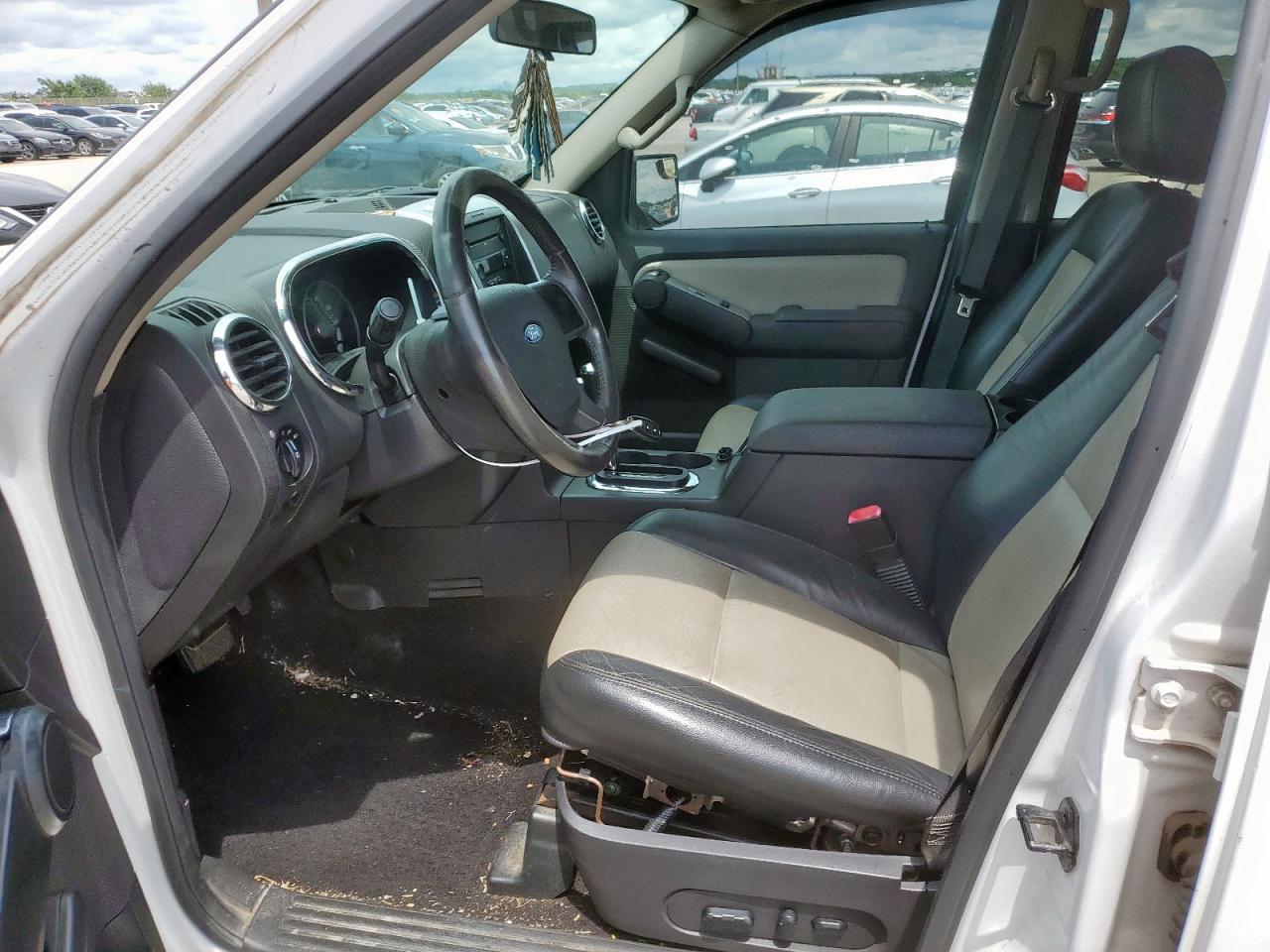 2007 Ford Explorer Xlt - Image 7