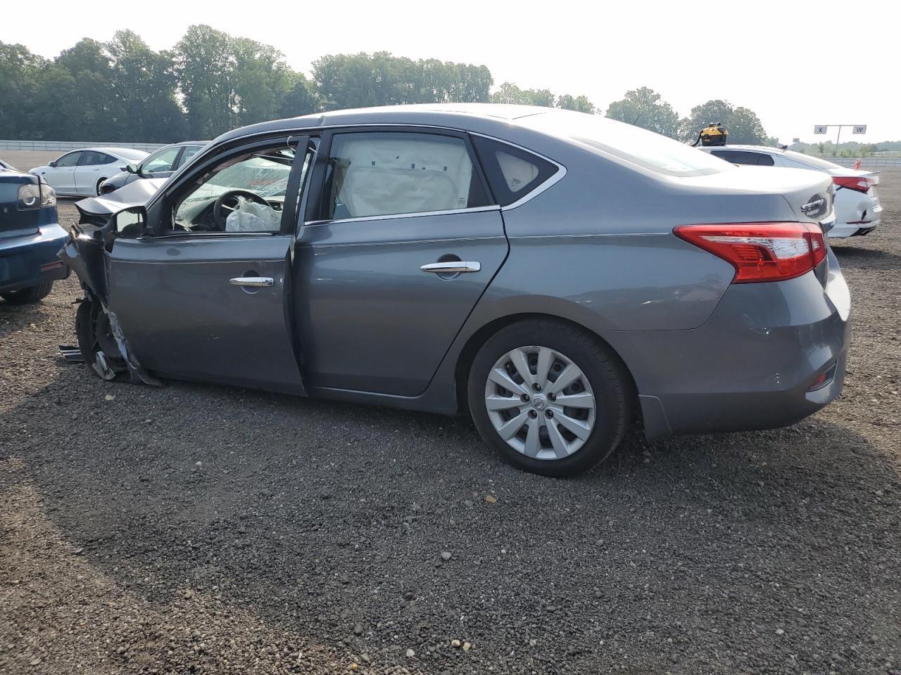 2019 Nissan Sentra S - Фото 2