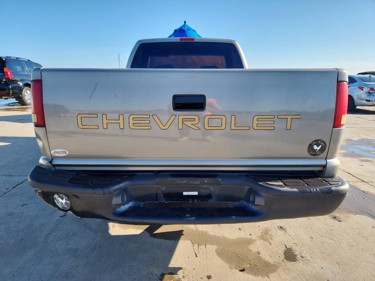 2002 Chevrolet S Truck S10 - Image 6