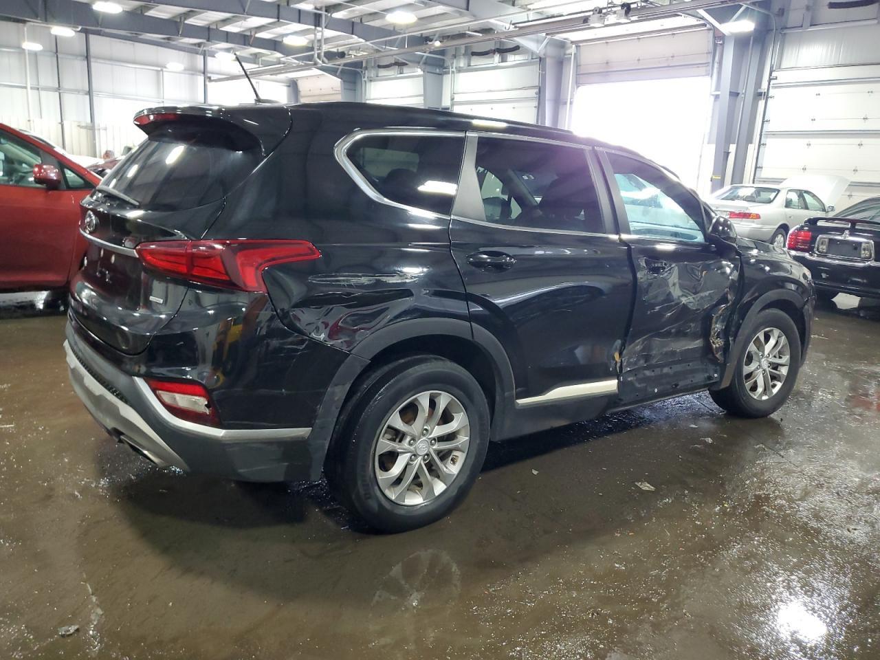 2020 Hyundai Santa Fe Se - Фото 3