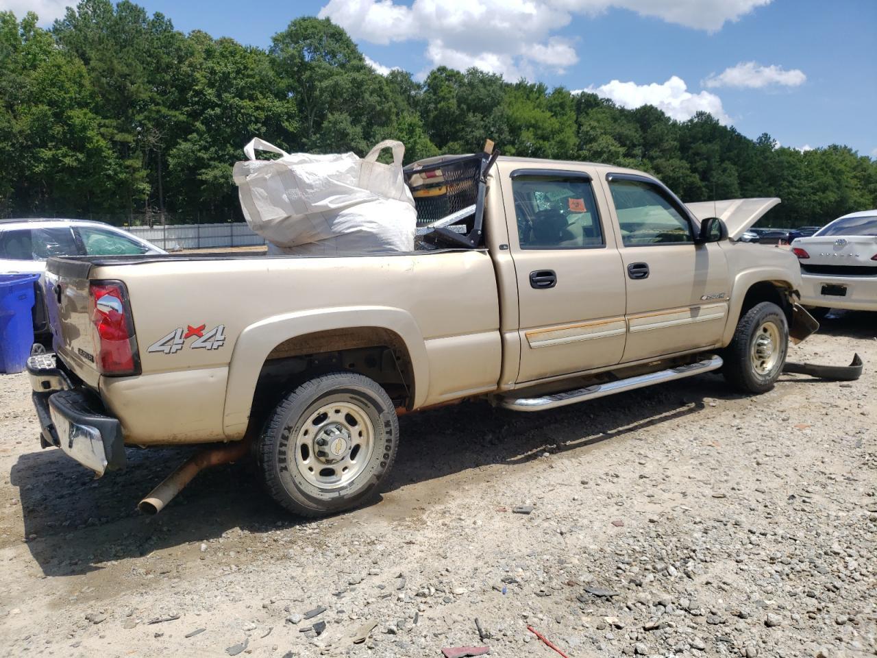 2004 Chevrolet Silverado K2500 Heavy Duty - Фото 3