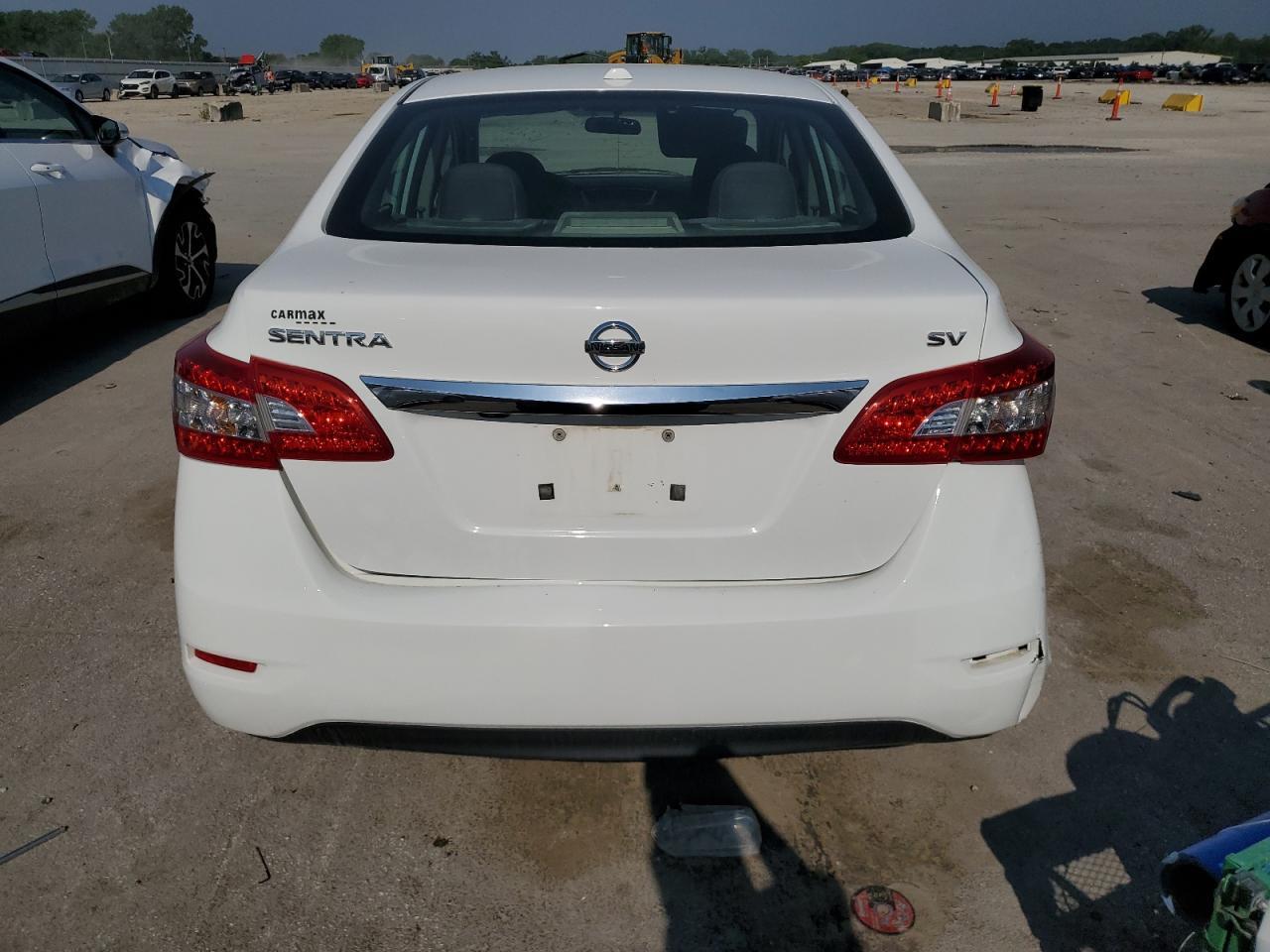 2015 Nissan Sentra S - Image 6