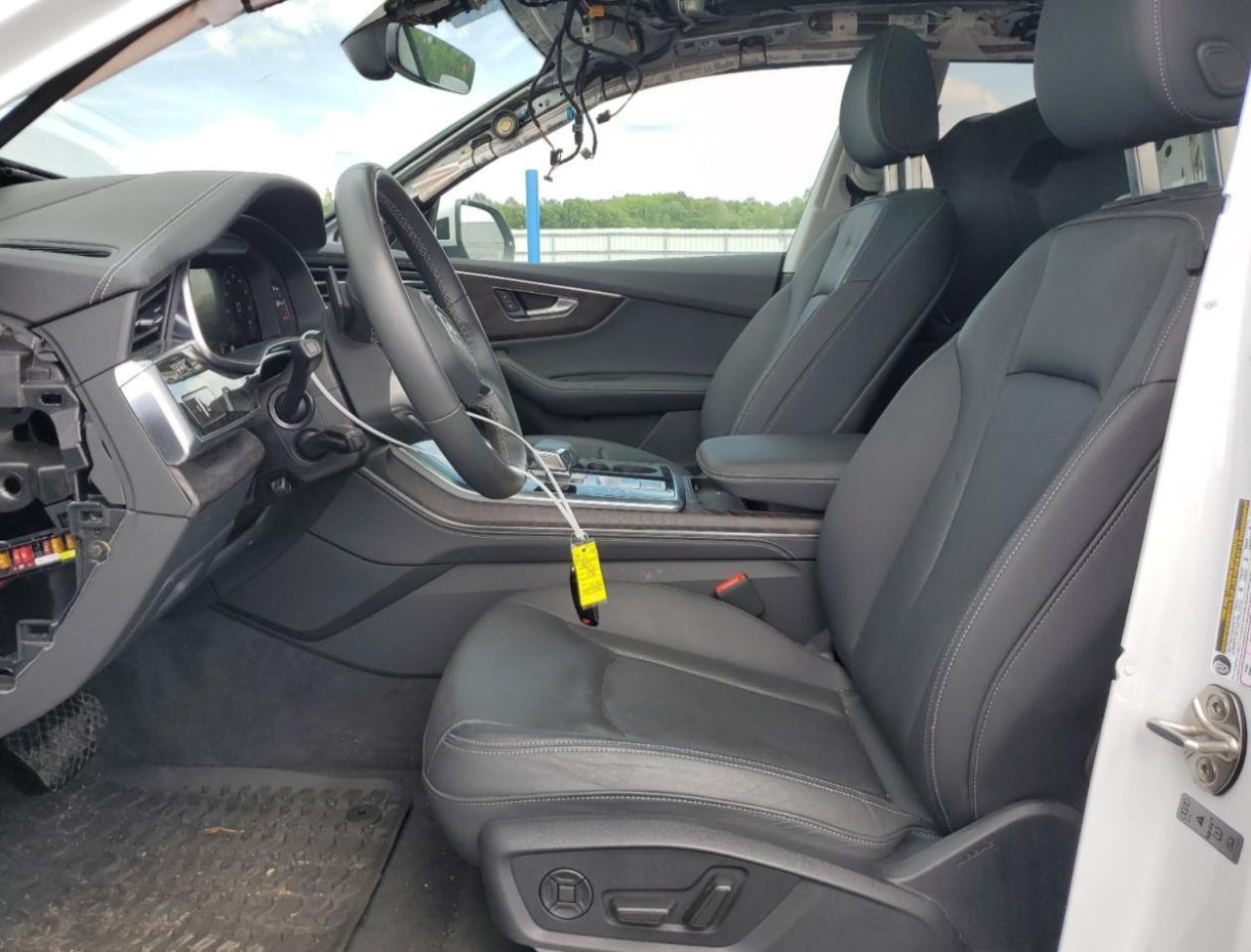 2023 Audi Q8 Prestige S-Line - Фото 7