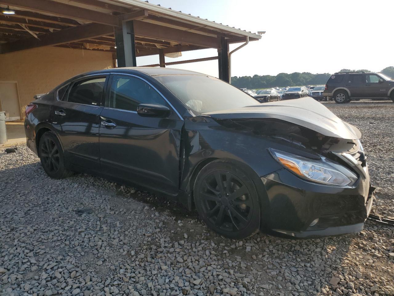 2017 Nissan Altima 2.5 - Image 7