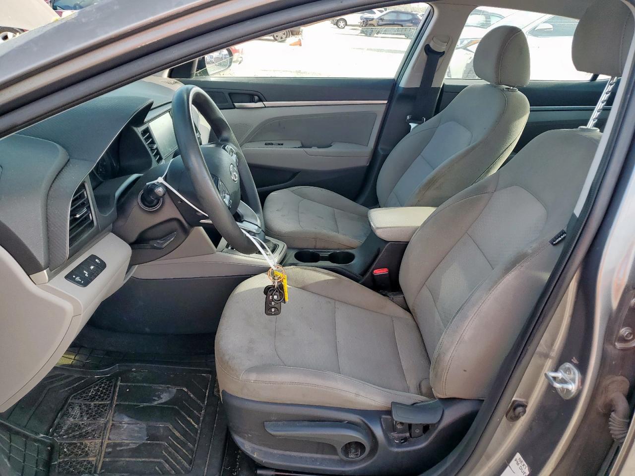 2020 Hyundai Elantra Sel - Фото 7