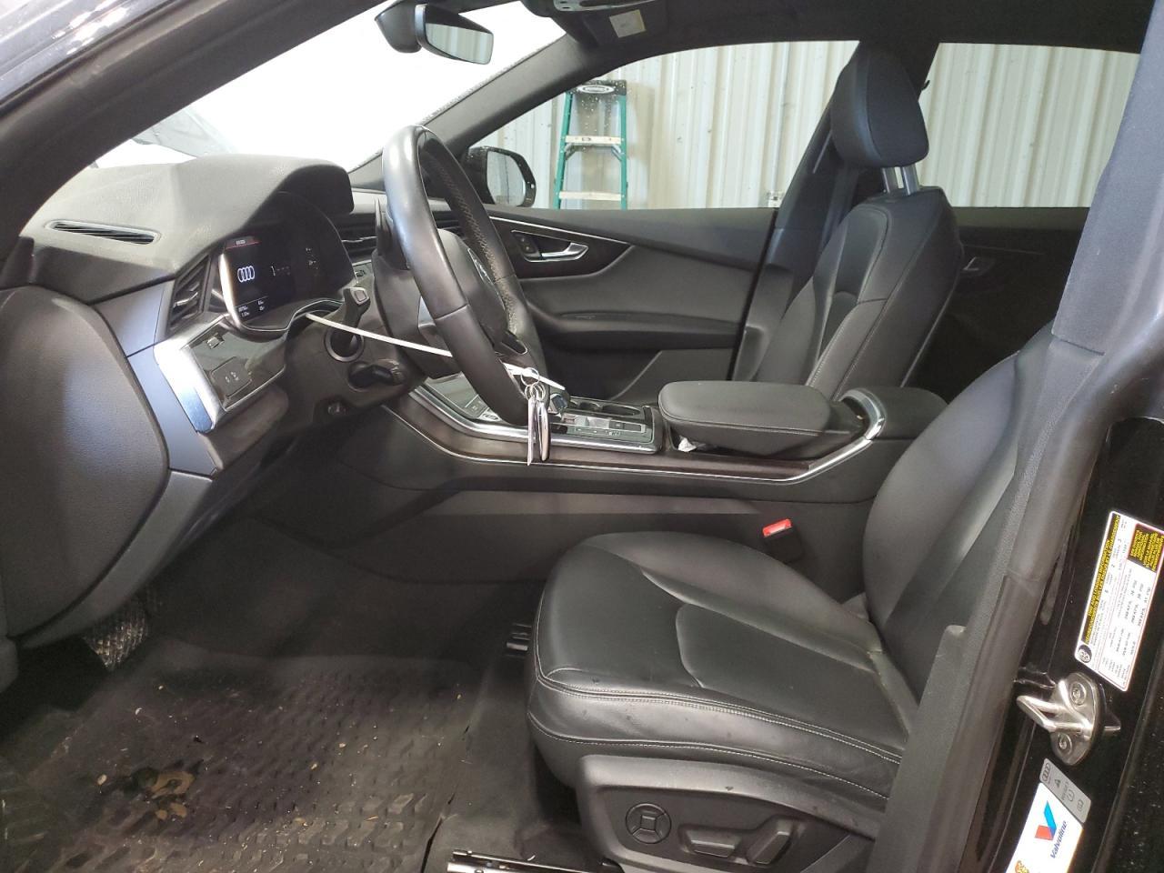 2021 Audi Q8 Premium - Фото 7