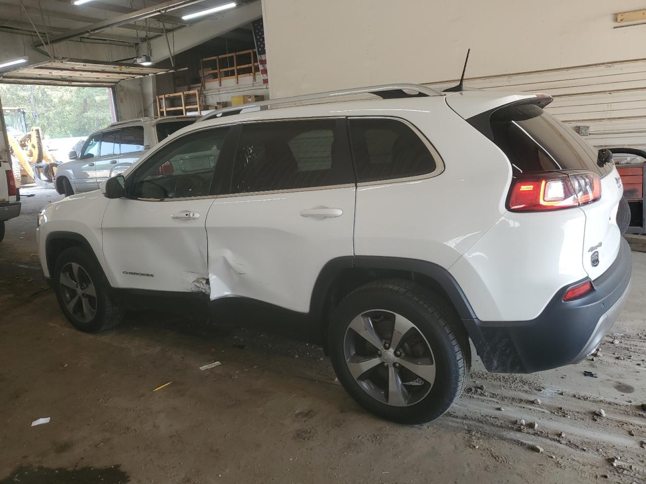 2020 Jeep Cherokee Limited - Фото 2