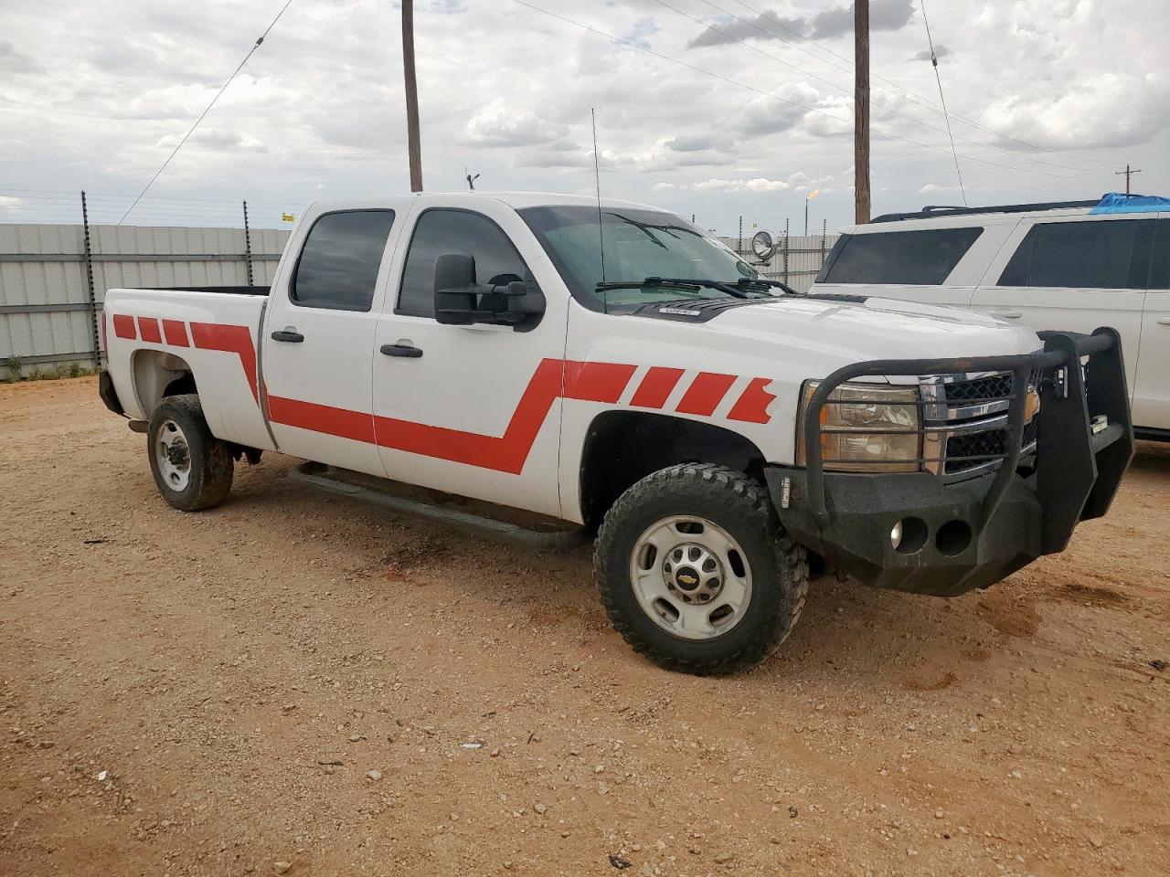 2012 Chevrolet Silverado K2500 Heavy Duty - Image 4