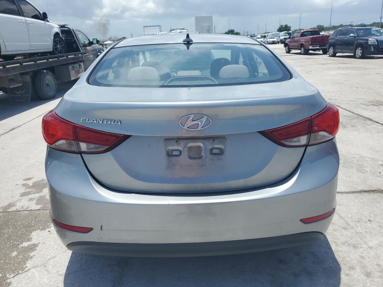 2016 Hyundai Elantra Se - Image 6