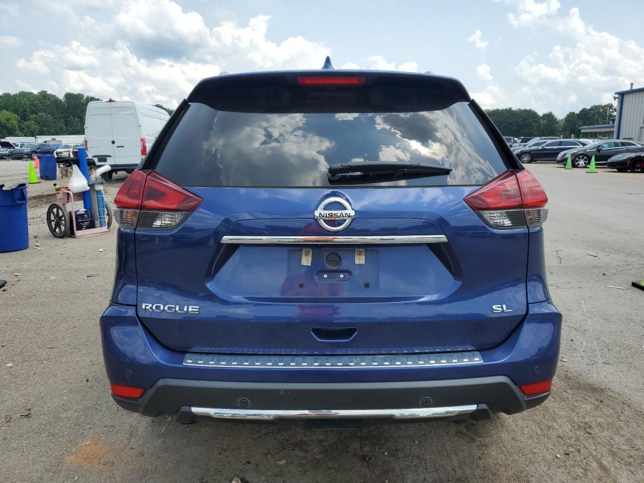 2020 Nissan Rogue S - Фото 6