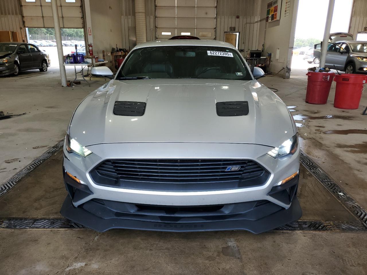 2019 Ford Mustang Gt - Фото 5