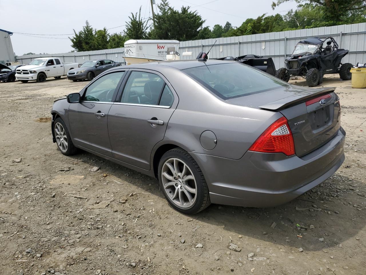 2011 Ford Fusion Se - Фото 2