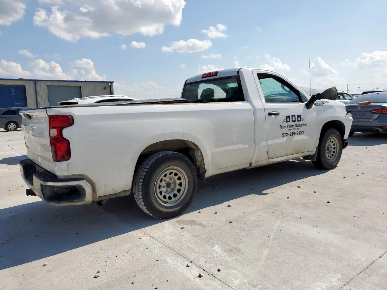 2021 Chevrolet Silverado C1500 - Фото 3