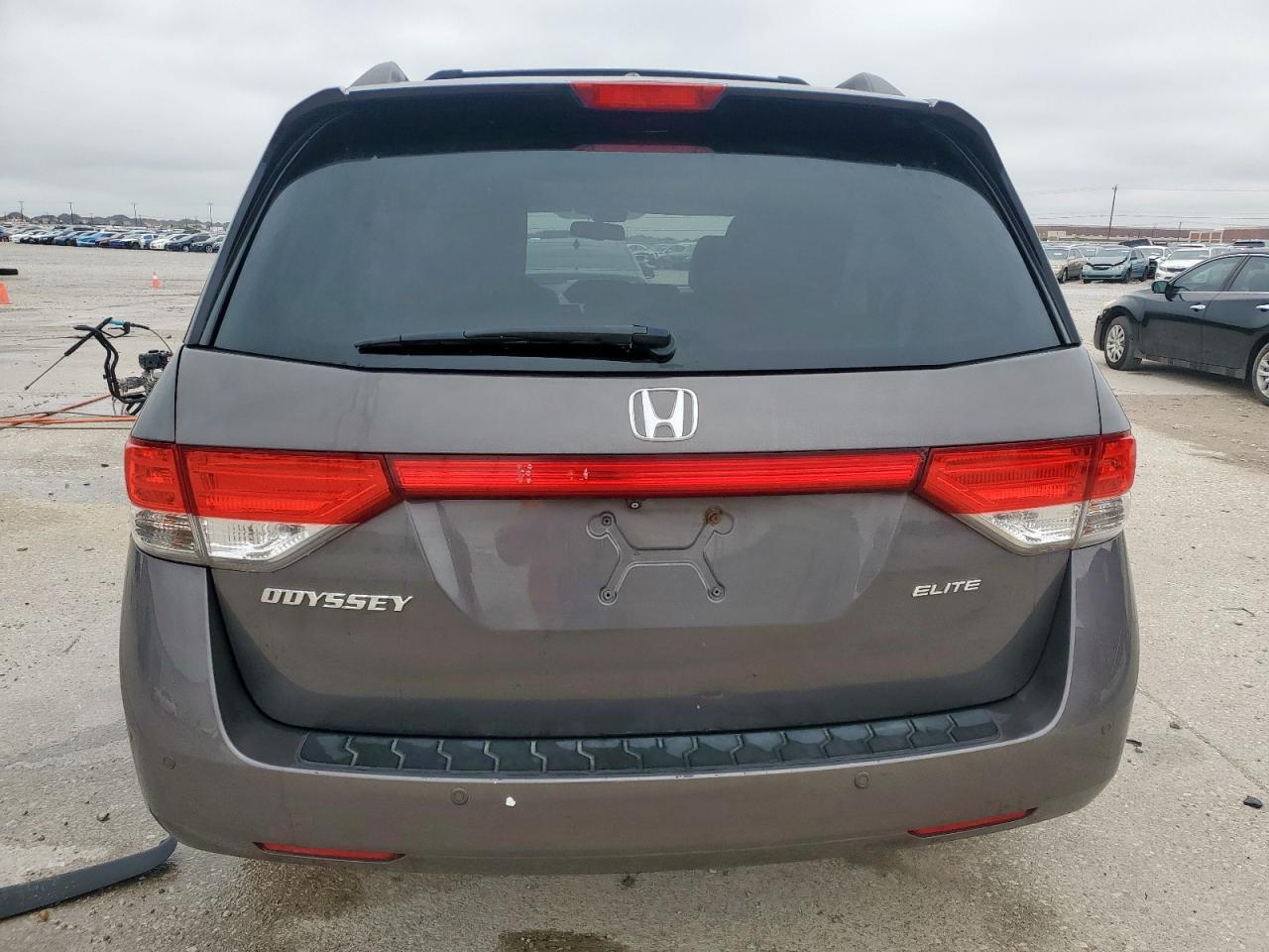 2015 Honda Odyssey Touring - Фото 6