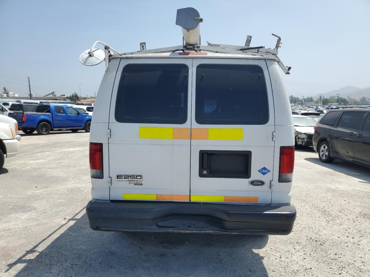 2012 Ford Econoline E250 Van - Image 6