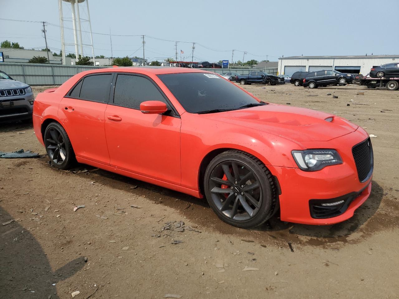 2023 Chrysler 300C - Фото 4