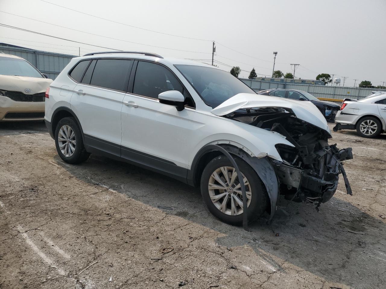 2018 Volkswagen Tiguan S - Image 4