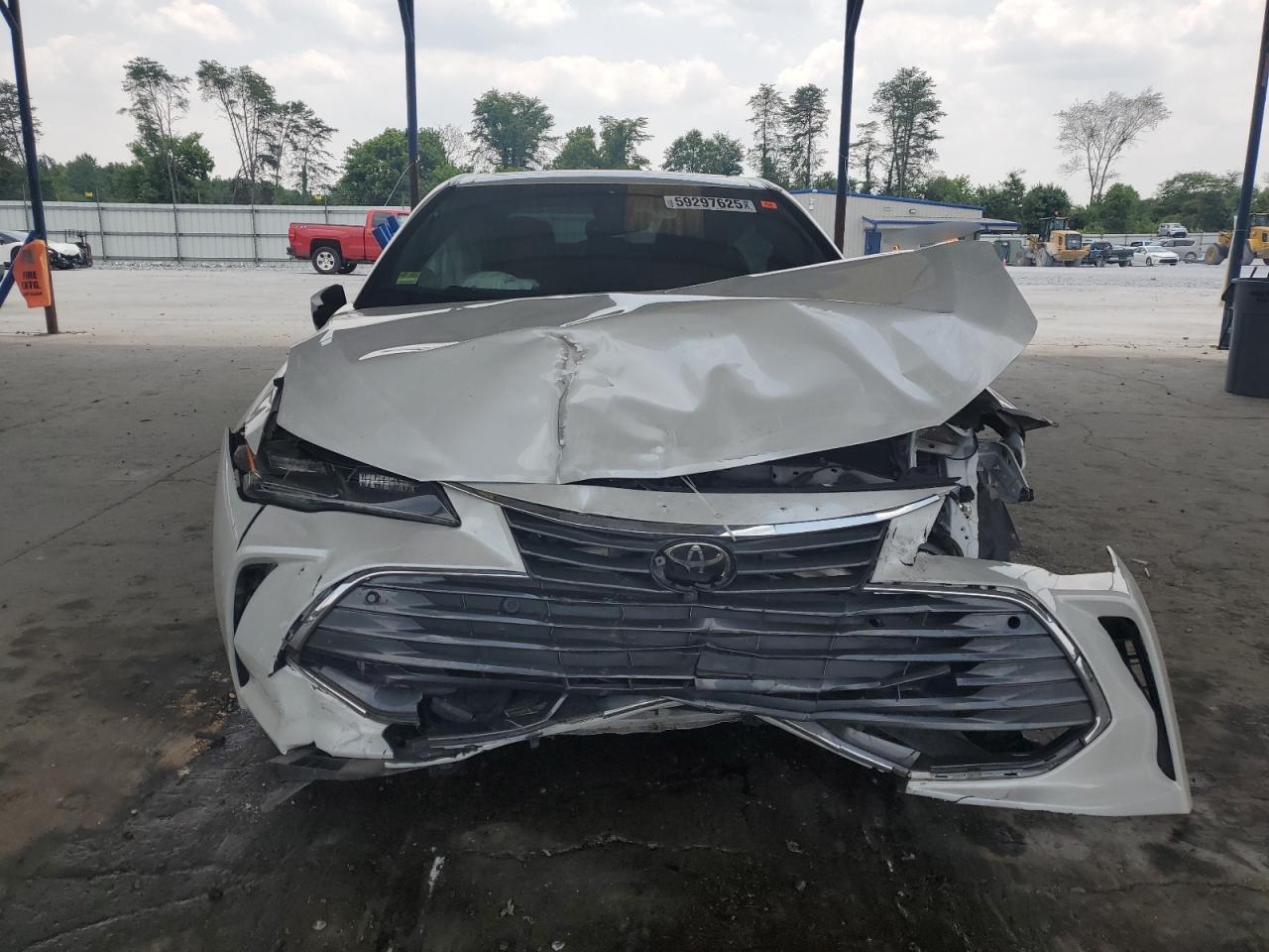2019 Toyota Avalon Xle - Image 5