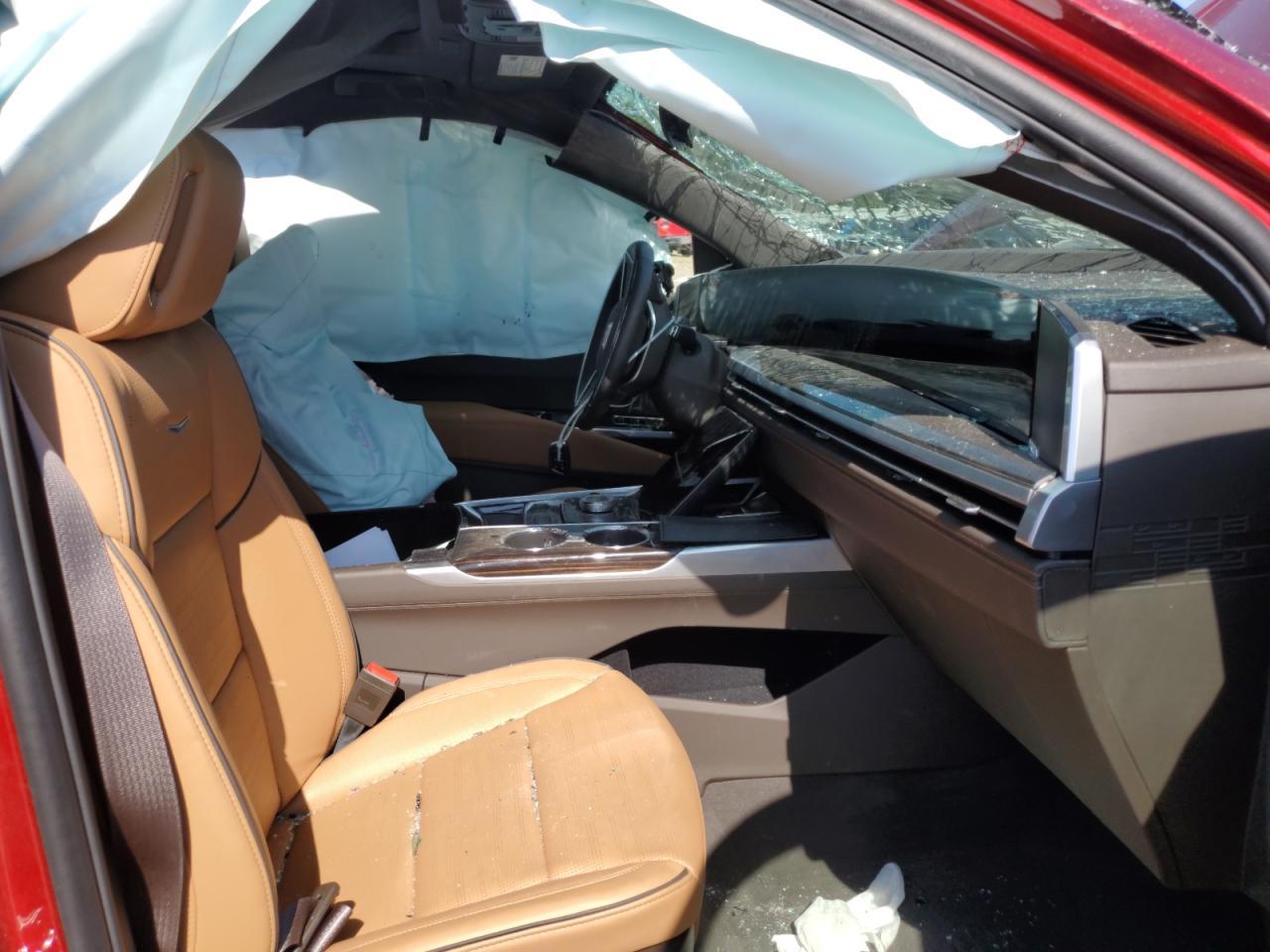 2025 Cadillac Escalade Premium Luxury - Image 7