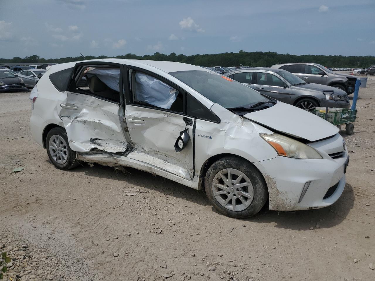 2013 Toyota Prius V - Фото 4