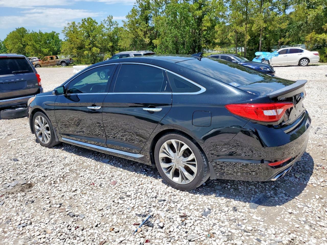 2015 Hyundai Sonata Sport - Image 2