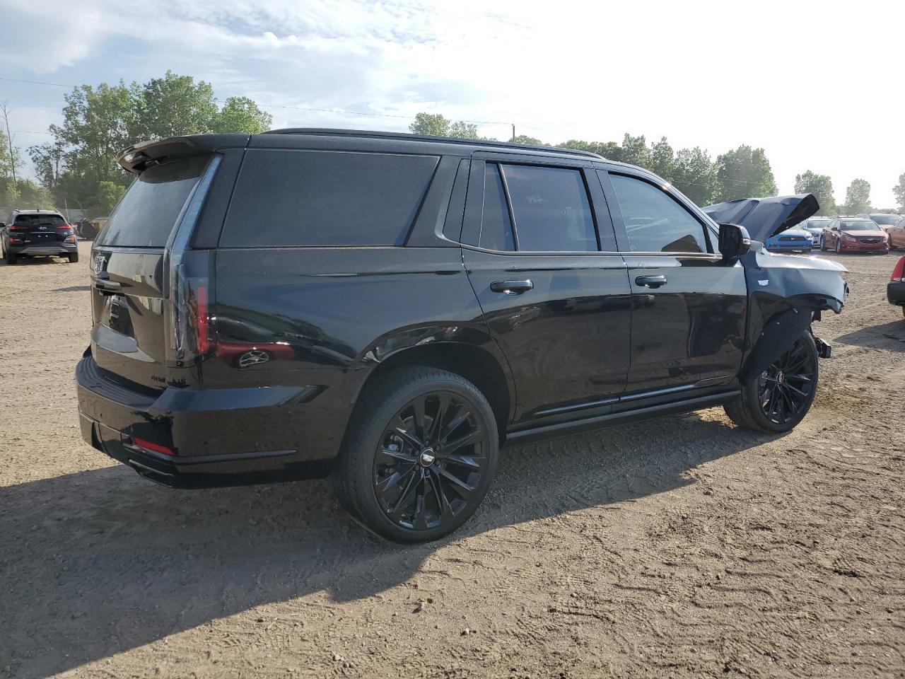 2025 Cadillac Escalade Sport Platinum - Image 3