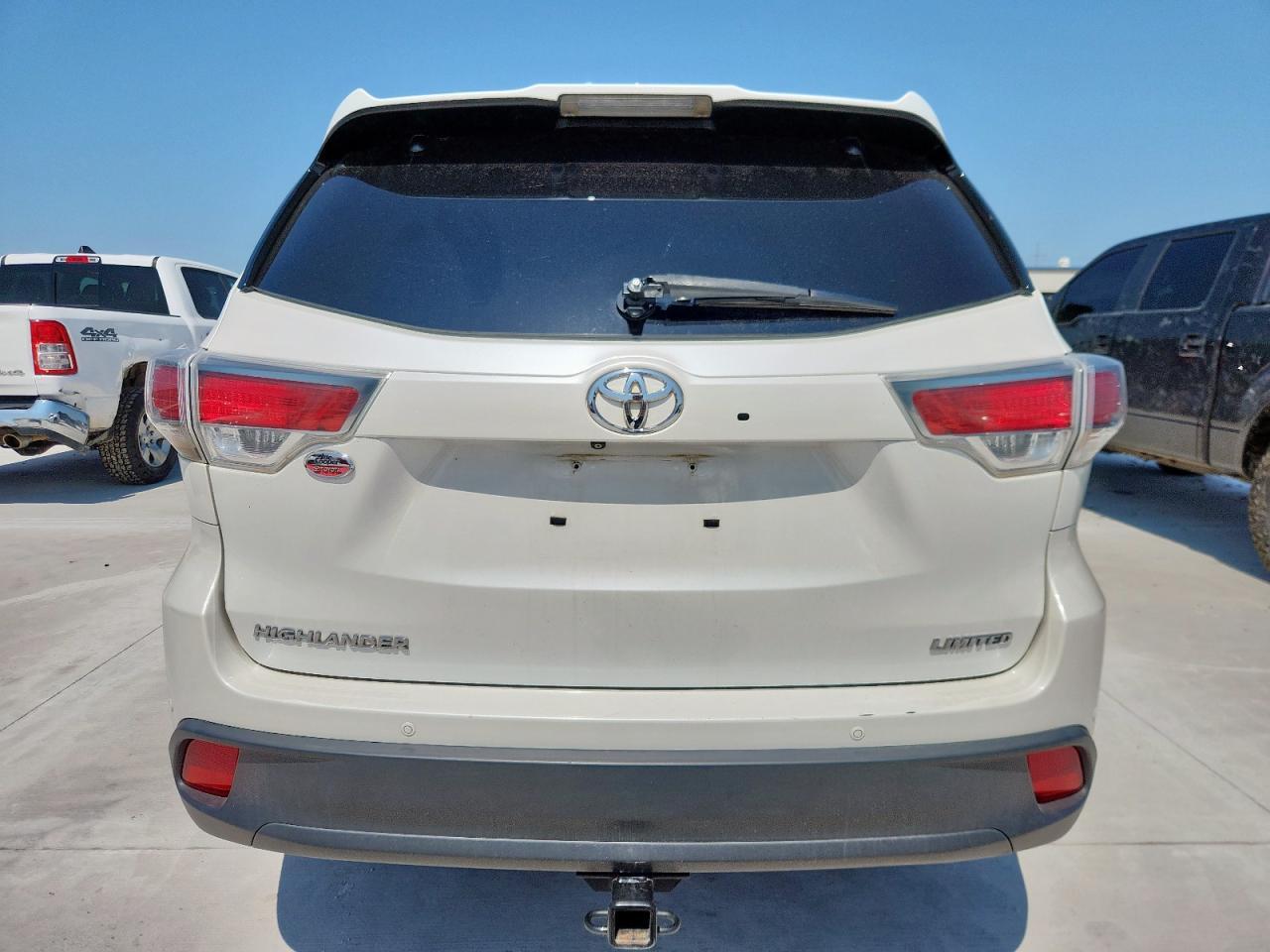 2015 Toyota Highlander Limited - Image 6