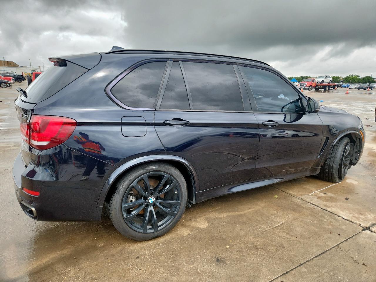 2015 BMW X5 xDrive50I - Image 3