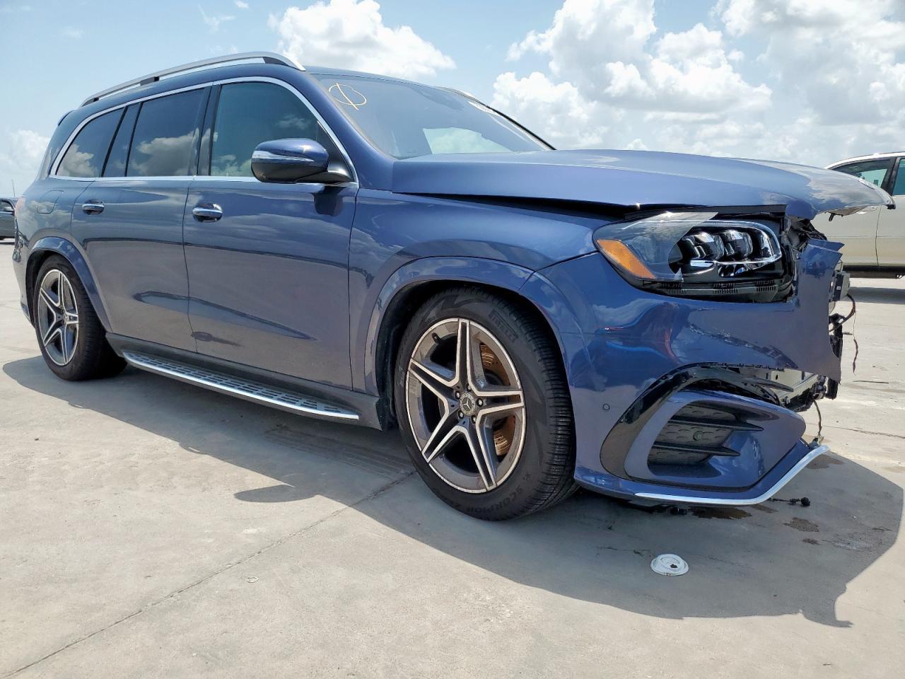 2024 Mercedes-Benz Gls 450 4Matic - Фото 4