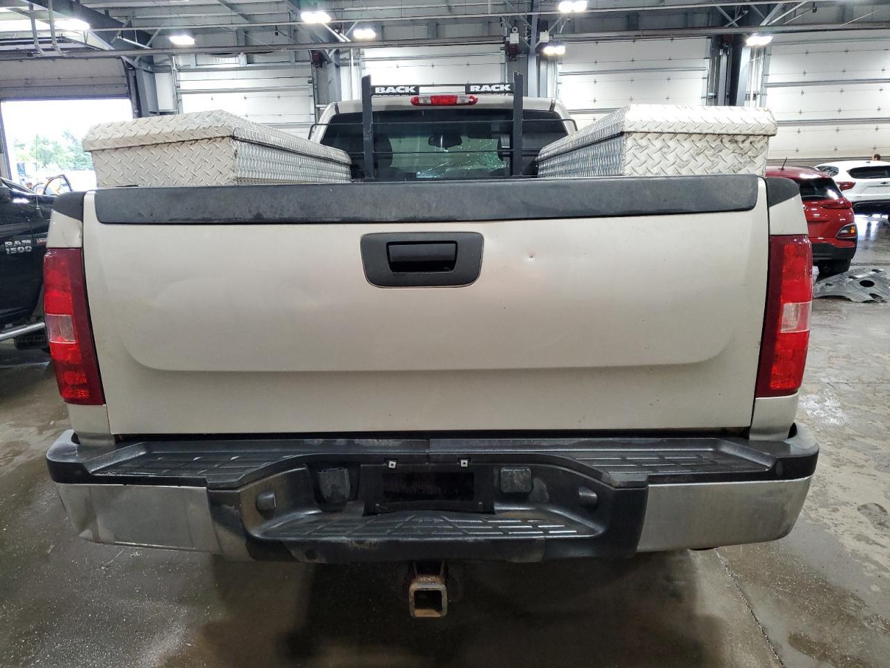 2009 Chevrolet Silverado K2500 Heavy Duty - Фото 6