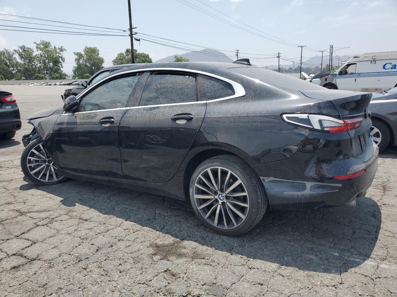 2021 BMW 228I - Фото 2