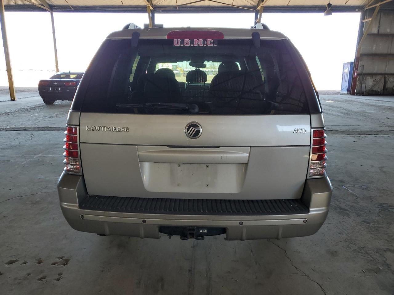 2003 Mercury Mountaineer - Image 6