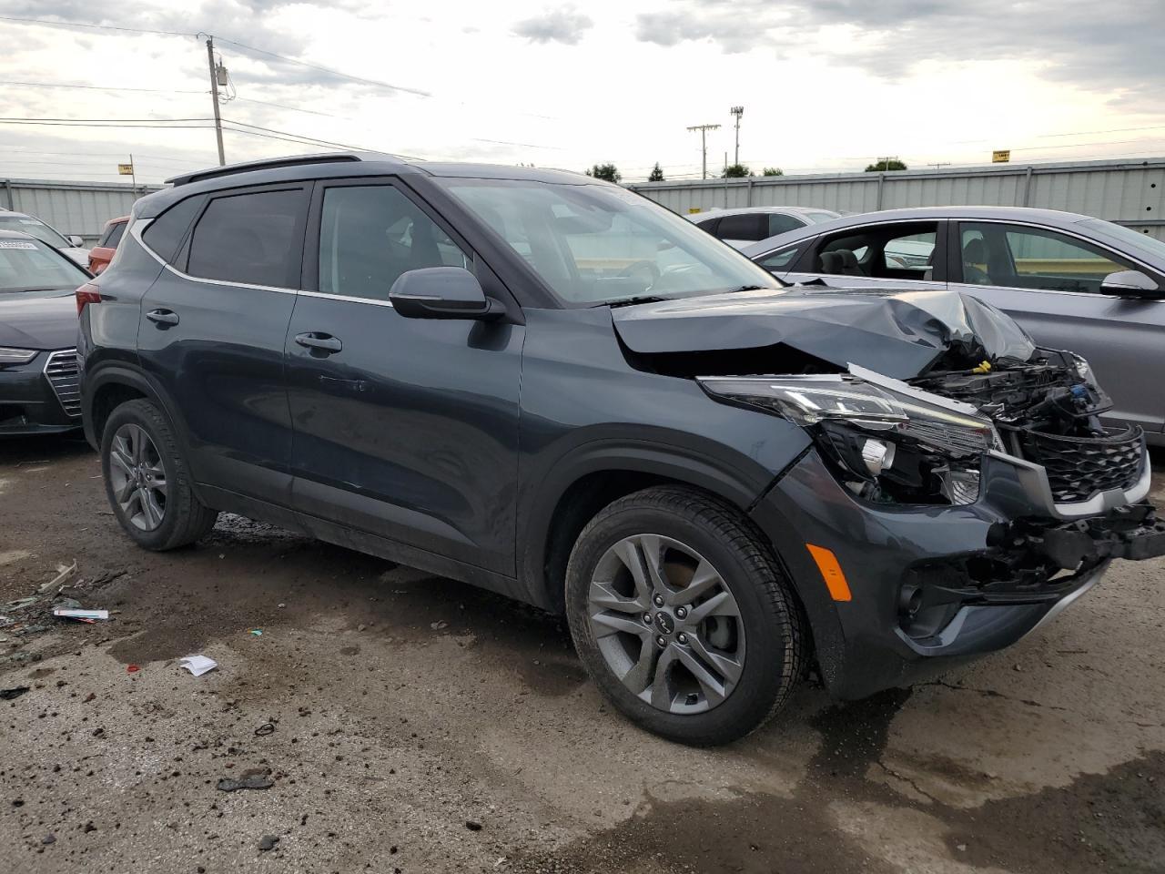 2022 Kia Seltos S - Фото 4