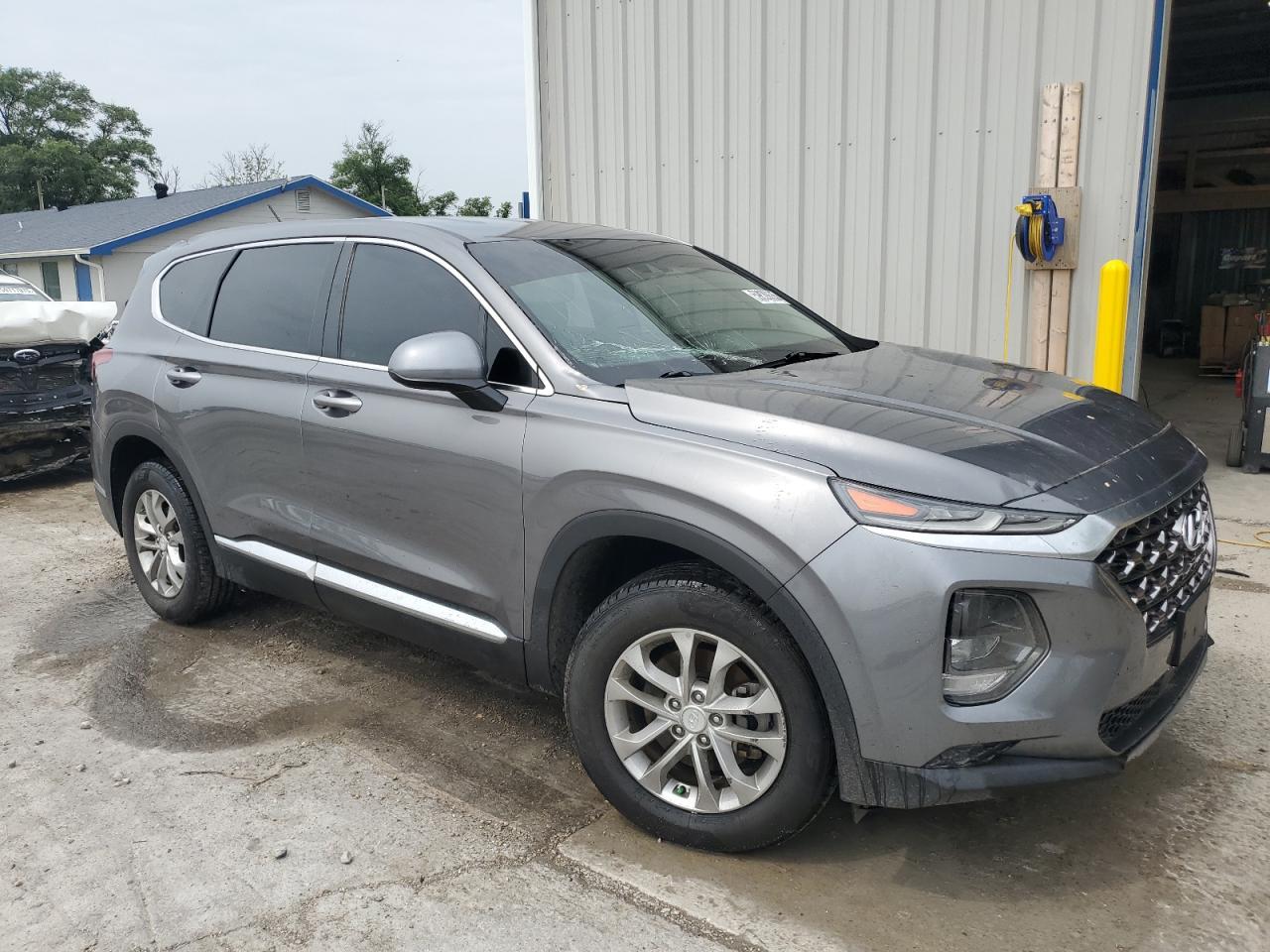 2020 Hyundai Santa Fe Se - Фото 4