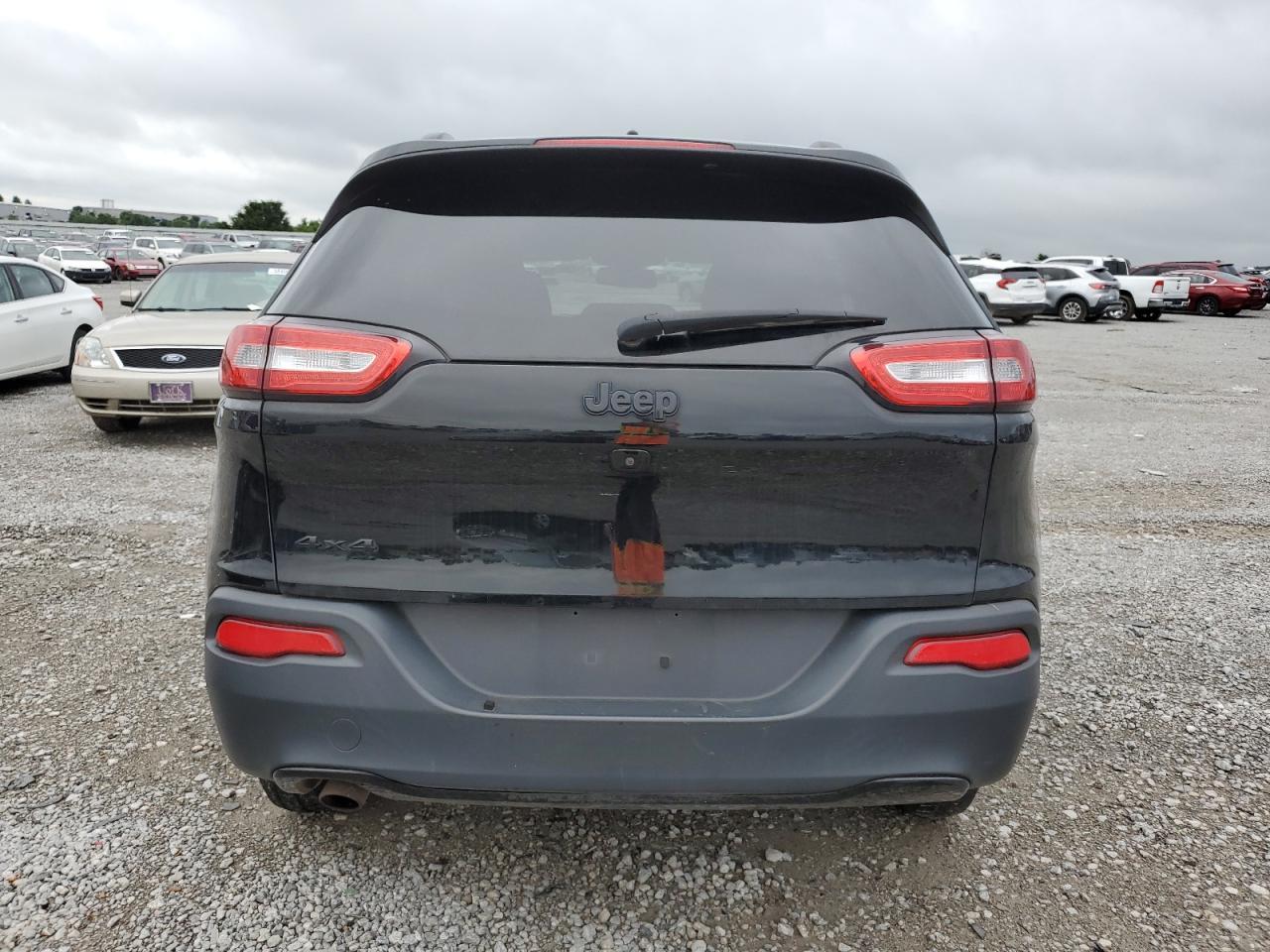 2018 Jeep Cherokee Latitude - Image 6