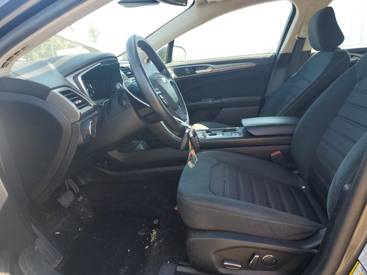 2020 Ford Fusion Se - Фото 7