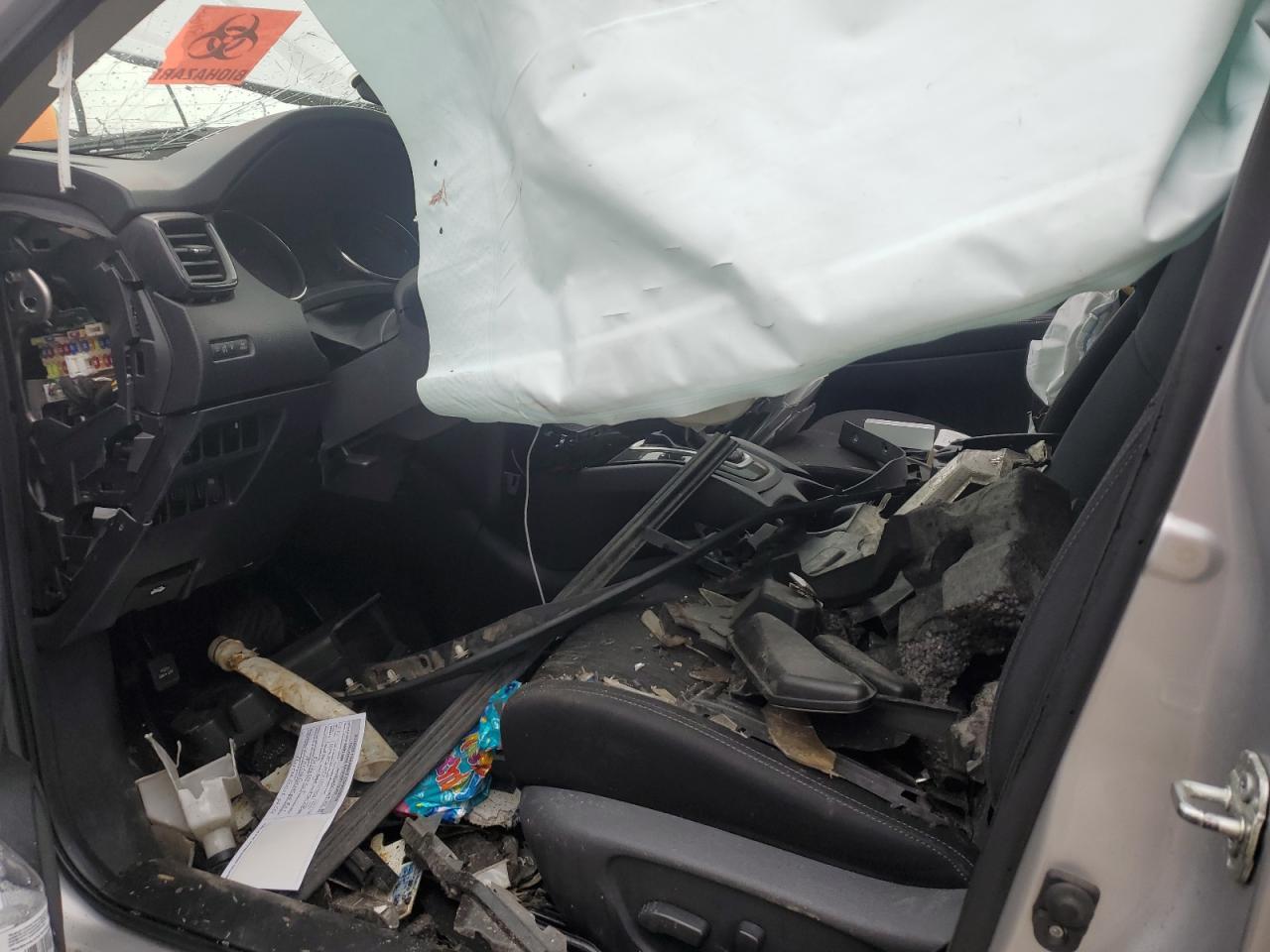 2020 Nissan Rogue S - Image 7