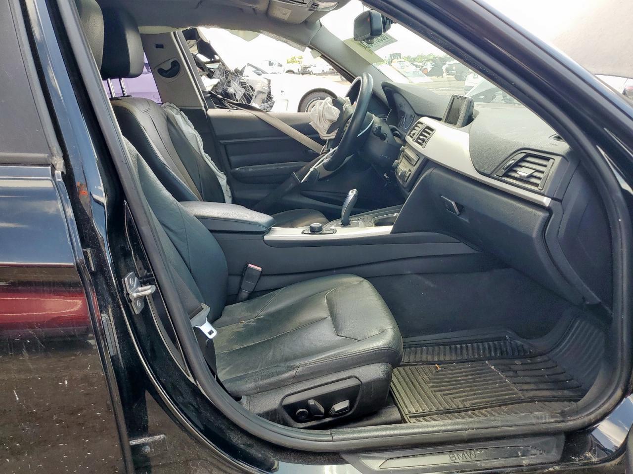 2014 BMW 320 I - Фото 7