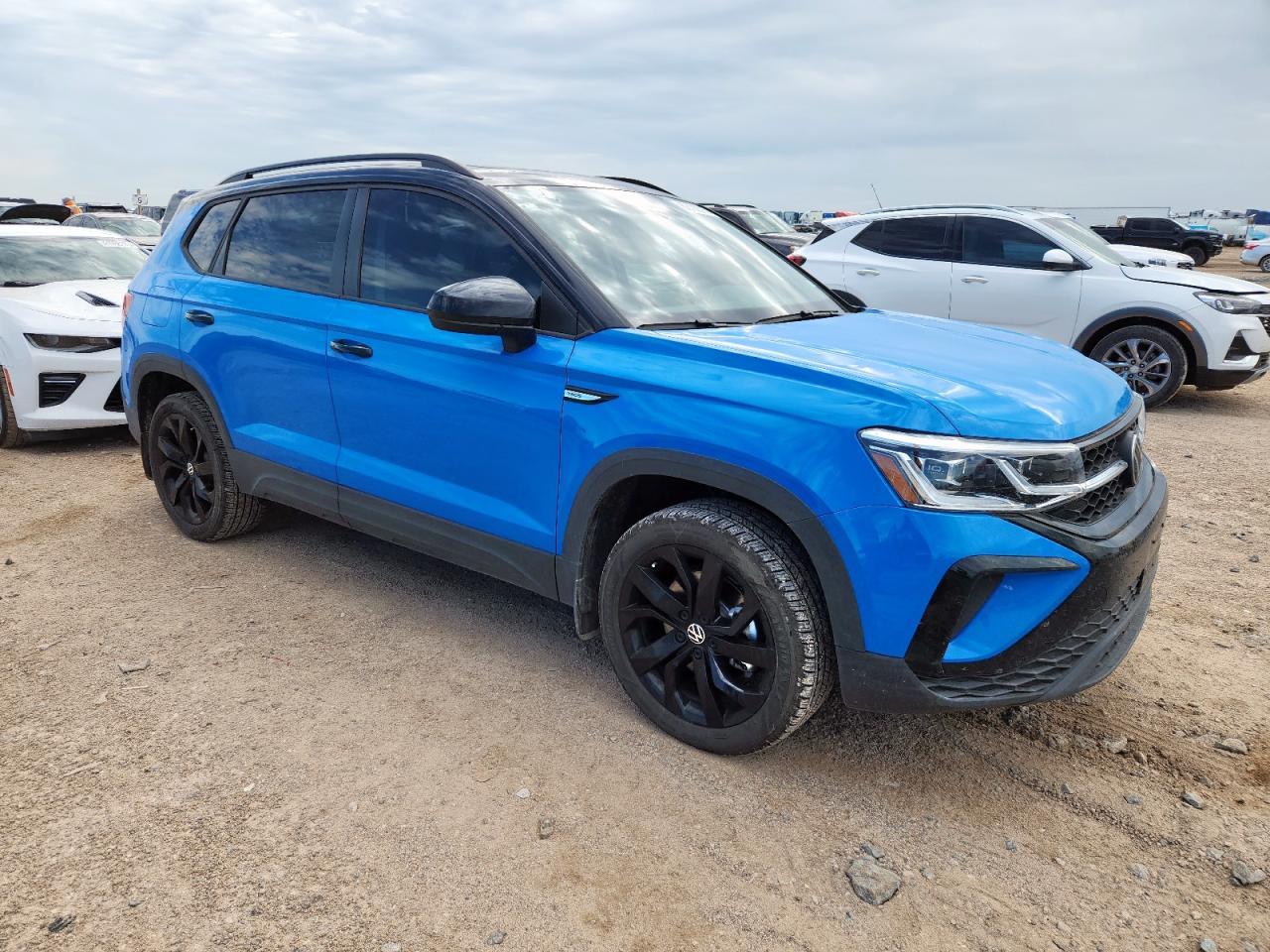 2024 Volkswagen Taos Se - Image 4