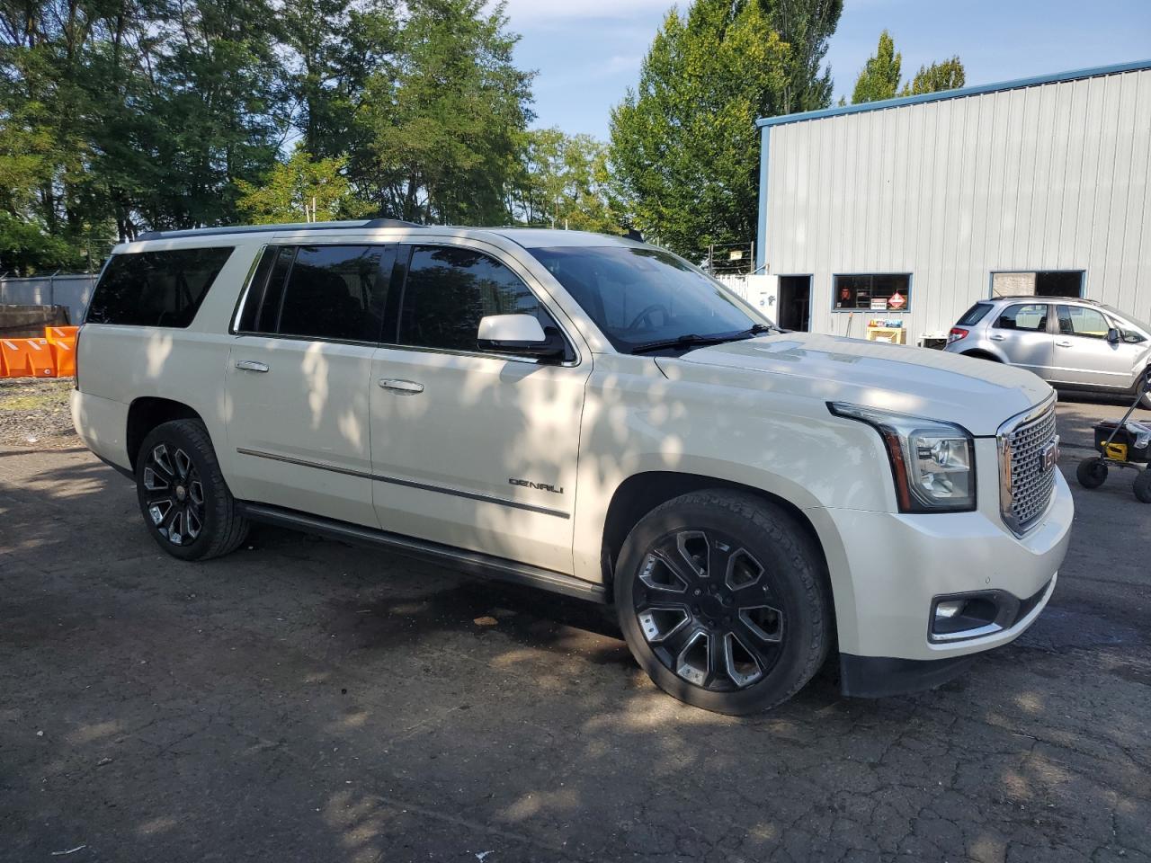 2015 GMC Yukon Xl Denali - Image 4