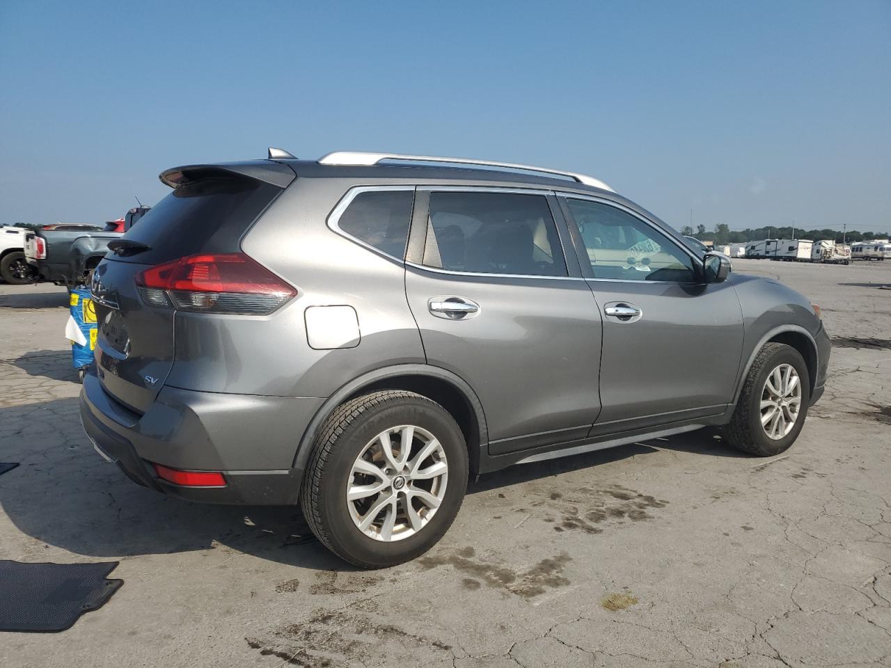 2018 Nissan Rogue S - Image 3