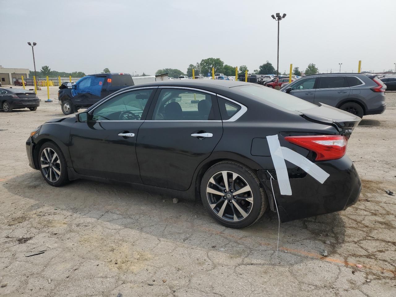 2016 Nissan Altima 2.5 - Image 2